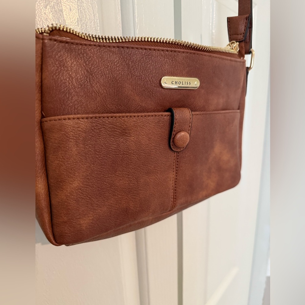 Cross body brown purse